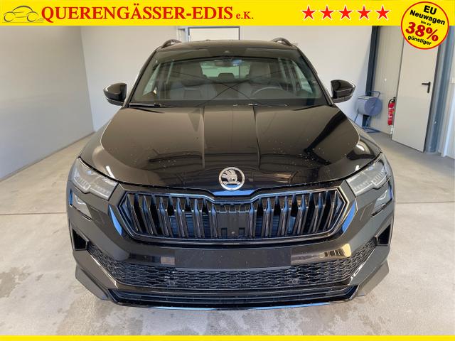 Skoda / Karoq / Schwarz / / / TSI 4x4 360°+19 Zoll+Navi+AHK