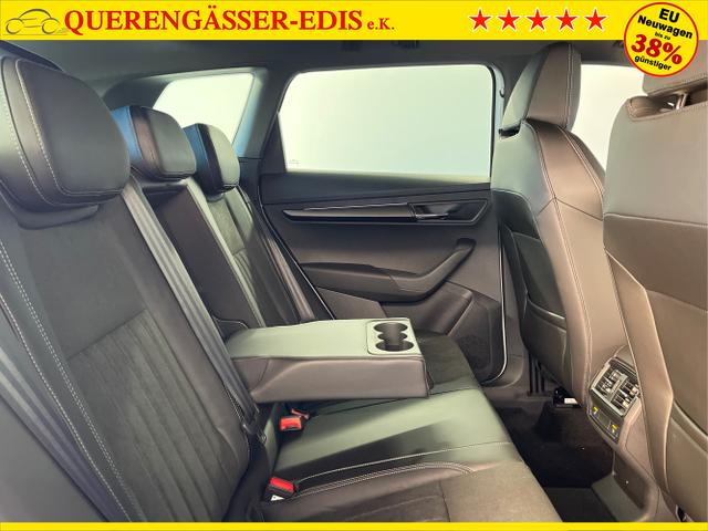 Skoda / Karoq / Schwarz / / / TSI 4x4 360°+19 Zoll+Navi+AHK