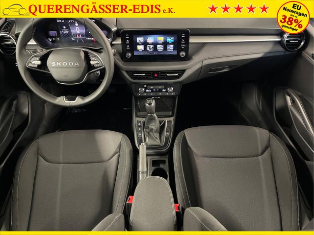 Skoda / Fabia / Wei&szlig; / / / 115PS AHK+Kessy+Kamera