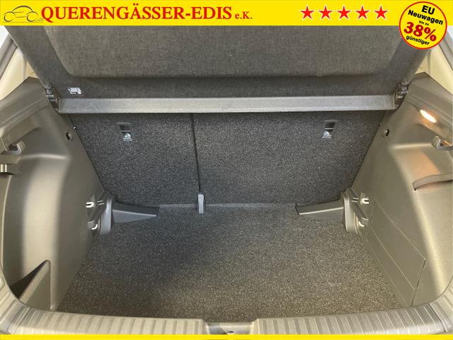 Skoda / Fabia / Wei&szlig; / / / 115PS AHK+Kessy+Kamera