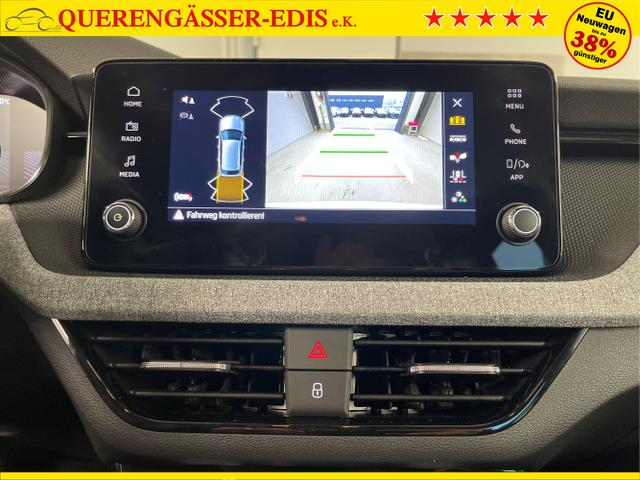 Skoda / KAMIQ / Wei&szlig; / / / 115PS DSG Matrix+AHK+Kamera+PDC vor+hi+Kessy+Sitzheizung+GVL