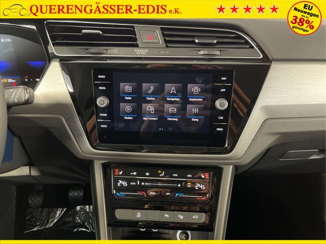 Volkswagen / Touran / Schwarz / / / 7Si+IQ.Light+TrailerAss+Cam