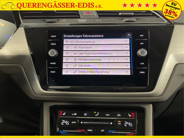 Volkswagen / Touran / Grau / / / 7Si+IQ.Light+TrailerAss+Cam