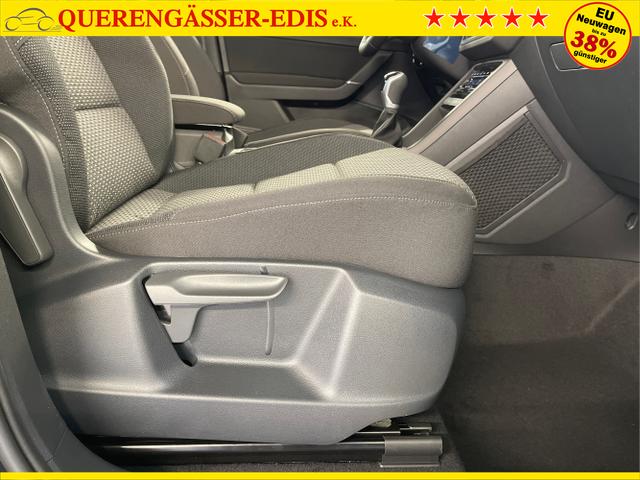 Volkswagen / Touran / Grau / / / 7Si+IQ.Light+TrailerAss+Cam