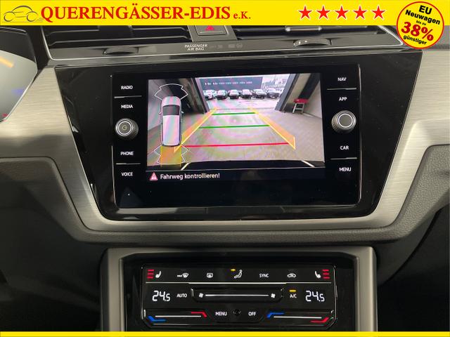 Volkswagen / Touran / Grau / / / 7Si+IQ.Light+TrailerAss+Cam