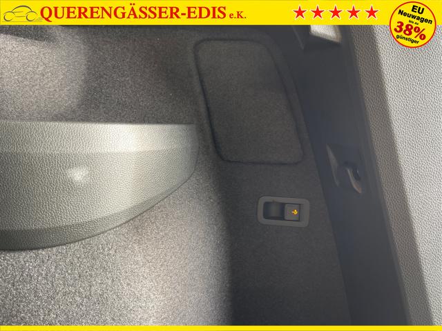 Skoda / Karoq / Grau / / / 150PS DSG AHK+Kamera+ACC+Kessy+Kamera+ParkPilot vo+hi+App