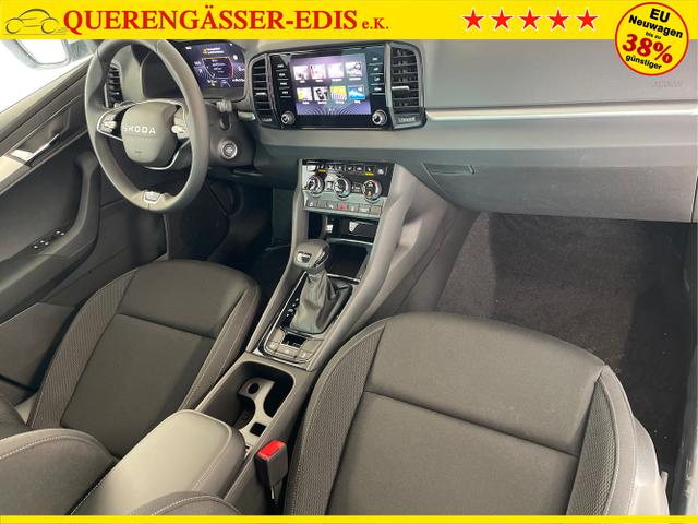 Skoda / Karoq / Silber / / / 150PS DSG AHK+Kamera+ACC+Kessy+Kamera+ParkPilot vo+hi+App