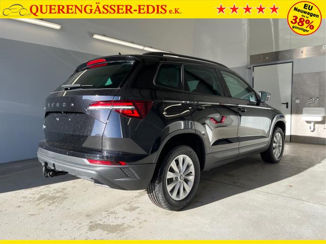 Skoda / Karoq / Schwarz / / / 150PS DSG AHK+Kamera+ACC+Kessy+Kamera+ParkPilot vo+hi+App
