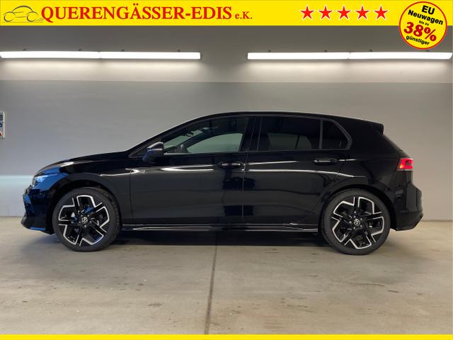 Volkswagen / Golf / Schwarz / / / 150PS DSG+Black Style