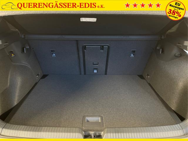 Volkswagen / Golf / Schwarz / / / 150PS DSG+Black Style