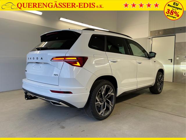Skoda / Karoq / Weiß / / / TSI 4x4 360°+19 Zoll+Navi+AHK+360°+ACC+Frontscheibe beheizbar+Travel Assist