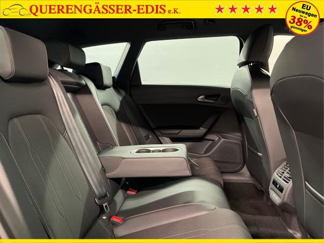 Cupra / Leon Sportstourer / Grau / / / 150PS TDI DSG AHK+Matrix+Navi+Kessy+Kamera+SideAssist+Sitzheiz+Alu18