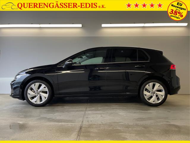 Volkswagen / Golf / Schwarz / / / 1.5 eHybrid 150kW/204PS DSG IQ.Light+Navi+Travel Assist+HUD+Winterpaket