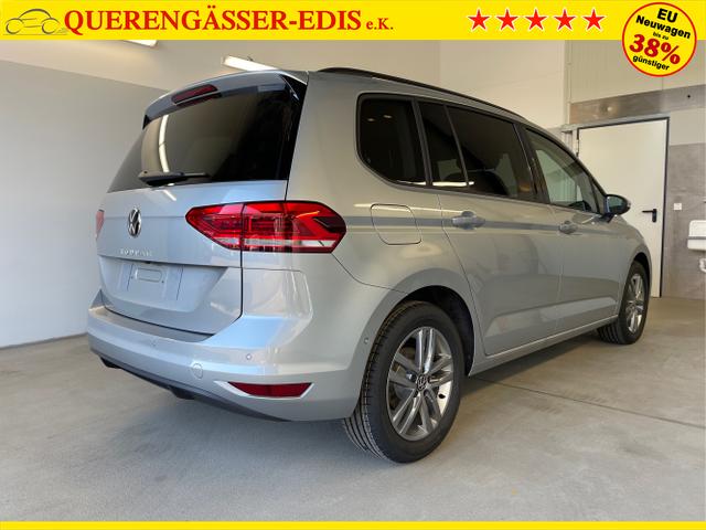 Volkswagen / Touran / Silber / / / 150PS 7Si+IQ.Light+TrailerAss+Cam+Navi+Kamera+Alarm+Kessy+App-Connect