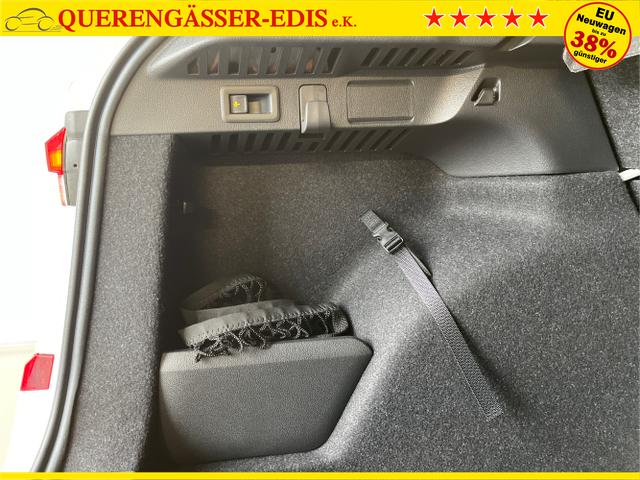 Skoda / KAMIQ / Silber / / / 115PS DSG AHK+Navi+Matrix+GV5+Pano+Kessy+Kamera+Alu17+Sitzheiz