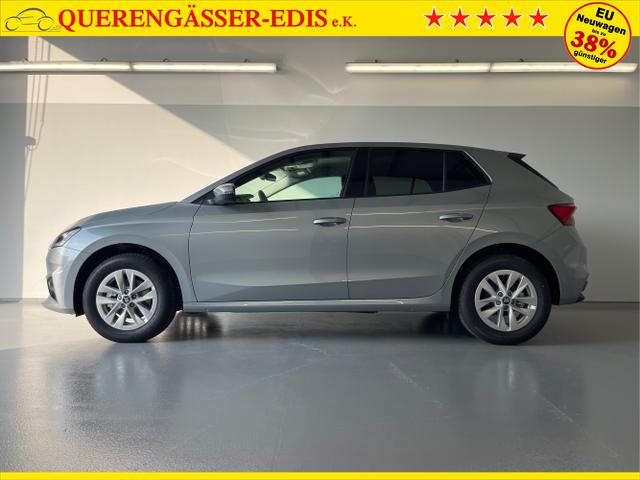 Skoda / Fabia / Silber / / / 115PS DSG GV5+AHK+Alu+Kessy+Climatronic+Sitzheiz+Kamera+Sunset