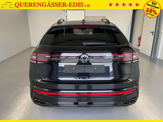 Volkswagen / Taigo / Schwarz / / / 150PS DSG Black Style+AHK