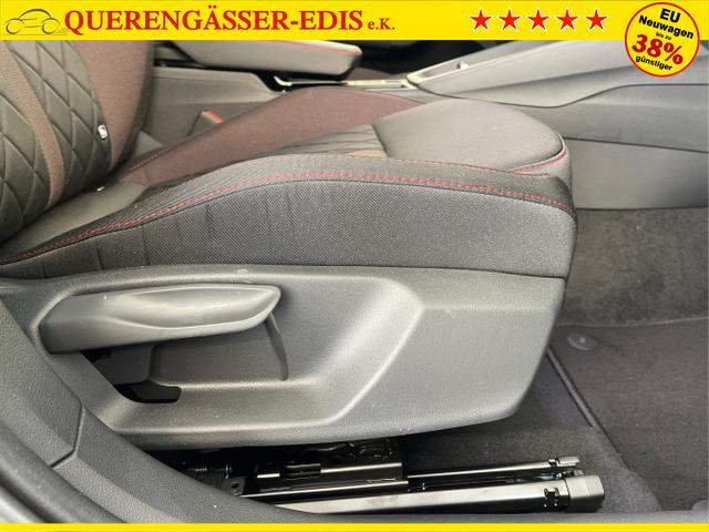 Skoda / Octavia Combi / Schwarz / / / 265PS DSG HUD+Pano+360&deg;+DCC+AHK+CANTON+Matrix+Alu19+eHeck+GV4