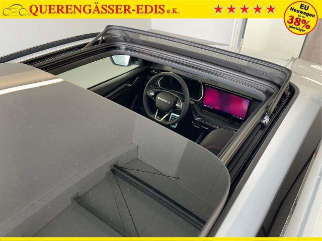 Skoda / Octavia Combi / Wei&szlig; / / / 265PS DSG HUD+Pano+360&deg;+DCC+AHK+CANTON+Matrix+Alu19+eHeck+GV4