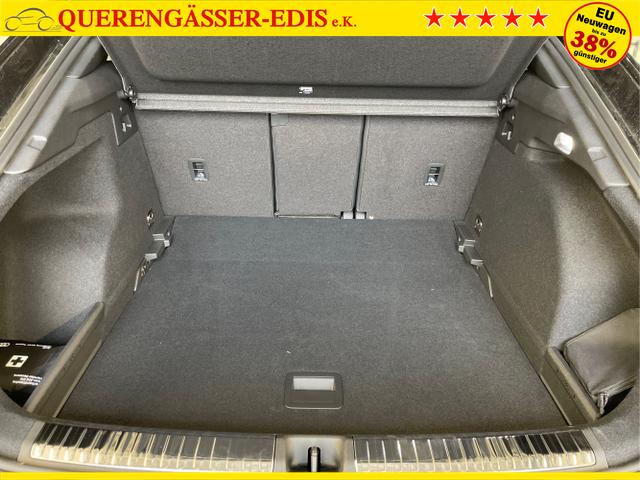 Audi / Q3 Sportback / Grau / / / TFSI 265 PS quattro S line Pano+TechPro+Matrix+AHK+HUD+Alu20+KlimaPlus+DCC+SONOS