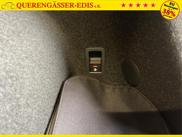 Audi / Q3 Sportback / Grau / / / TFSI 265 PS quattro S line Pano+TechPro+Matrix+AHK+HUD+Alu20+KlimaPlus+DCC+SONOS