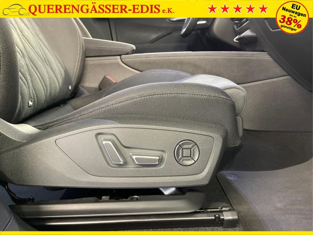 Audi / Q3 Sportback / Grau / / / TFSI 265 PS quattro S line Pano+TechPro+Matrix+AHK+HUD+Alu20+KlimaPlus+DCC+SONOS