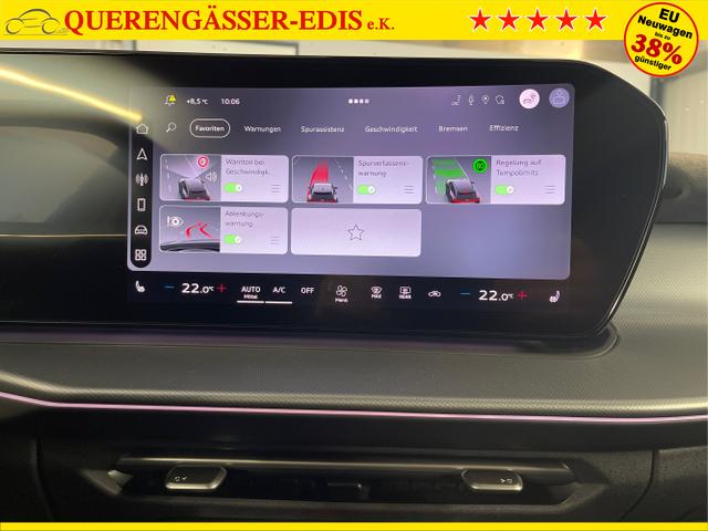 Audi / Q3 Sportback / Blau / / / TFSI 265 PS quattro S line Pano+TechPro+Matrix+AHK+HUD+Alu20+KlimaPlus+DCC+SONOS
