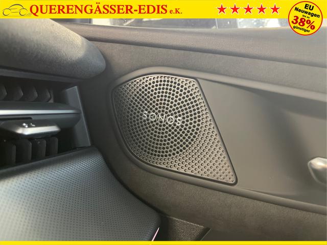 Audi / Q3 Sportback / Blau / / / TFSI 265 PS quattro S line Pano+TechPro+Matrix+AHK+HUD+Alu20+KlimaPlus+DCC+SONOS