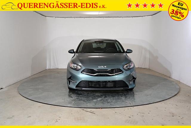 Kia Ceed LX Plus Special 1.5 T-GDI 7-Gang-DCT 