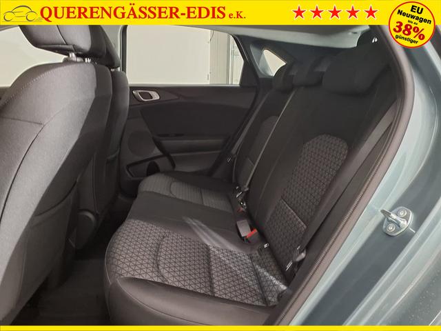 Kia Ceed LX Plus Special 1.5 T-GDI 7-Gang-DCT 
