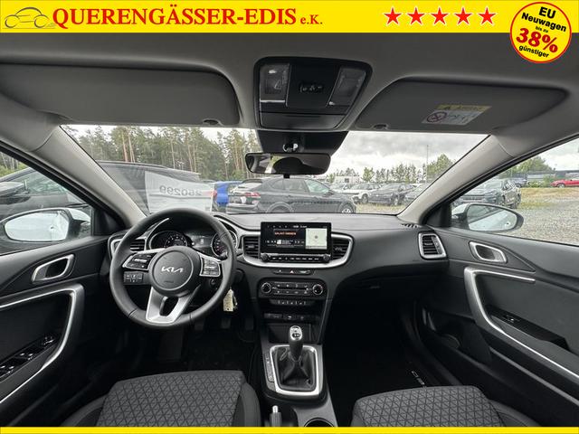 Kia Ceed Silver 1.5 T-GDI 6-Gang 