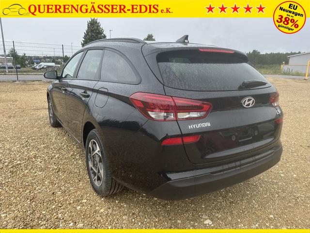 Hyundai i30 Kombi Family 1.5 T-GDI 7-Gang-DSG 