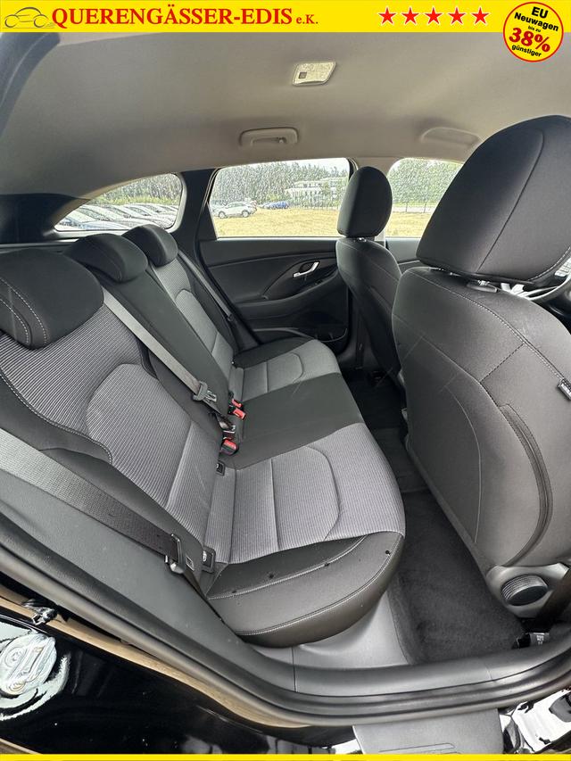 Hyundai i30 Kombi Family 1.5 T-GDI 7-Gang-DSG 