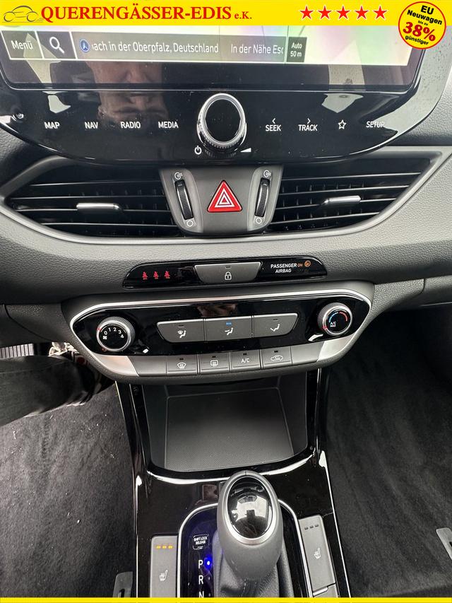 Hyundai i30 Kombi Family 1.5 T-GDI 7-Gang-DSG 