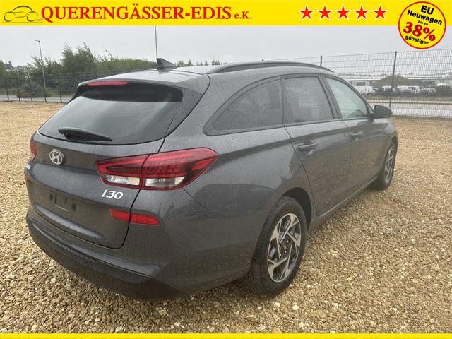 Hyundai i30 Kombi Family 1.5 T-GDI 7-Gang-DSG 