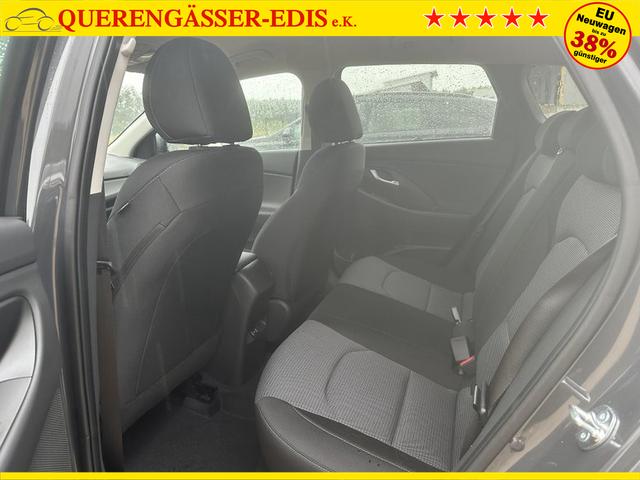 Hyundai i30 Kombi Family 1.5 T-GDI 7-Gang-DSG 