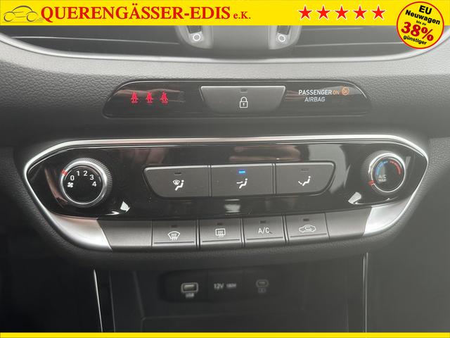Hyundai i30 Kombi Family 1.5 T-GDI 7-Gang-DSG 
