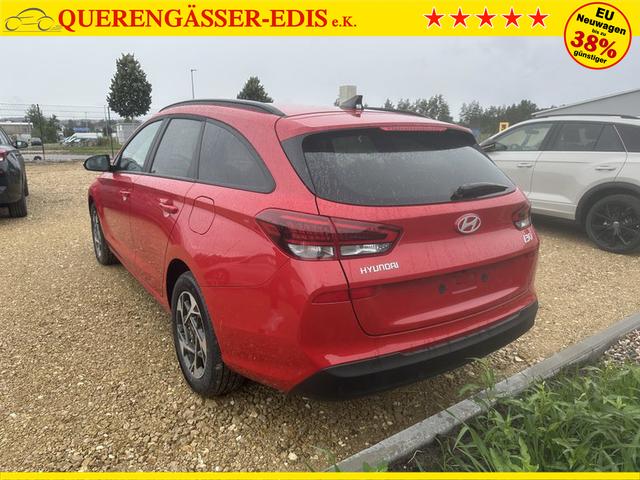 Hyundai i30 Kombi Family 1.5 T-GDI 7-Gang-DSG 
