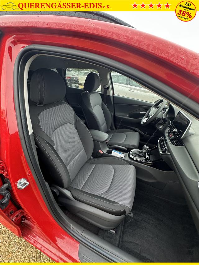 Hyundai i30 Kombi Family 1.5 T-GDI 7-Gang-DSG 