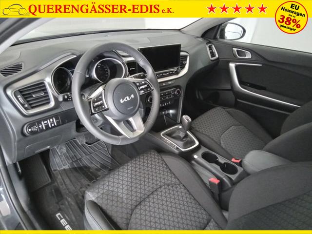 Kia Ceed Silver 1.5 T-GDI 6-Gang 