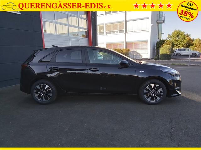 Kia Ceed Silver 1.5 T-GDI 6-Gang 