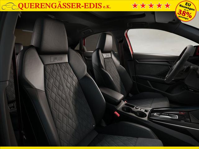 Audi RS3 Limousine 2.5 TFSI 7-Gang S tronic 