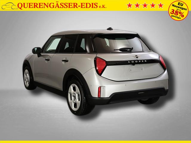 MINI Cooper C Essential Trim 1.5 7-Gang Steptronic 