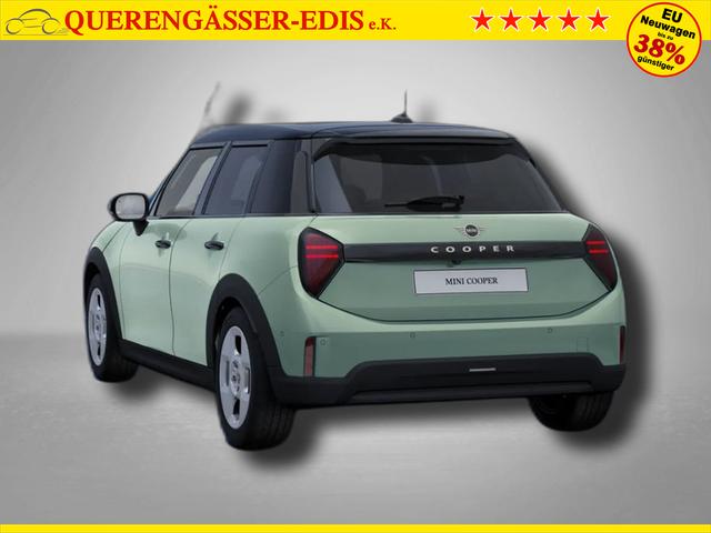 MINI Cooper C Essential Trim 1.5 7-Gang Steptronic 