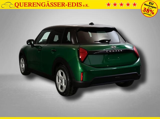 MINI Cooper C Essential Trim 1.5 7-Gang Steptronic 