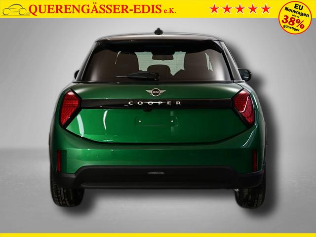 MINI Cooper C Essential Trim 1.5 7-Gang Steptronic 