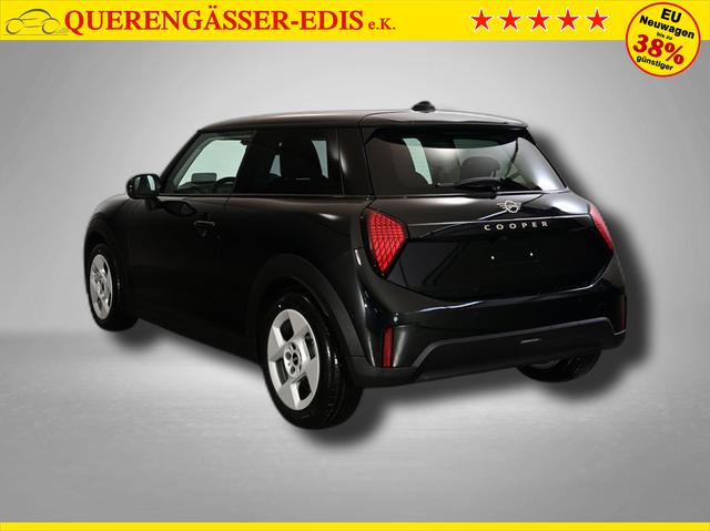 MINI Cooper C Essential Trim 1.5 7-Gang Steptronic 