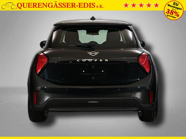 MINI Cooper C Essential Trim 1.5 7-Gang Steptronic 