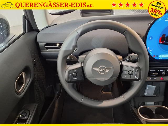 MINI Cooper C Essential Trim 1.5 7-Gang Steptronic 