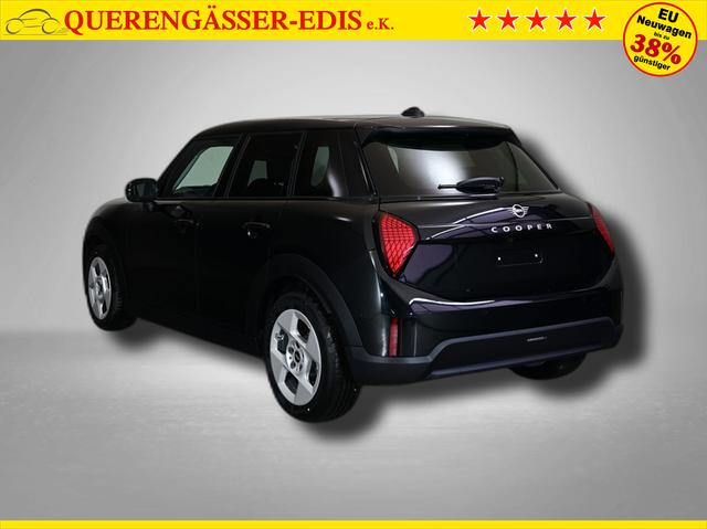 MINI Cooper C Essential Trim 1.5 7-Gang Steptronic 